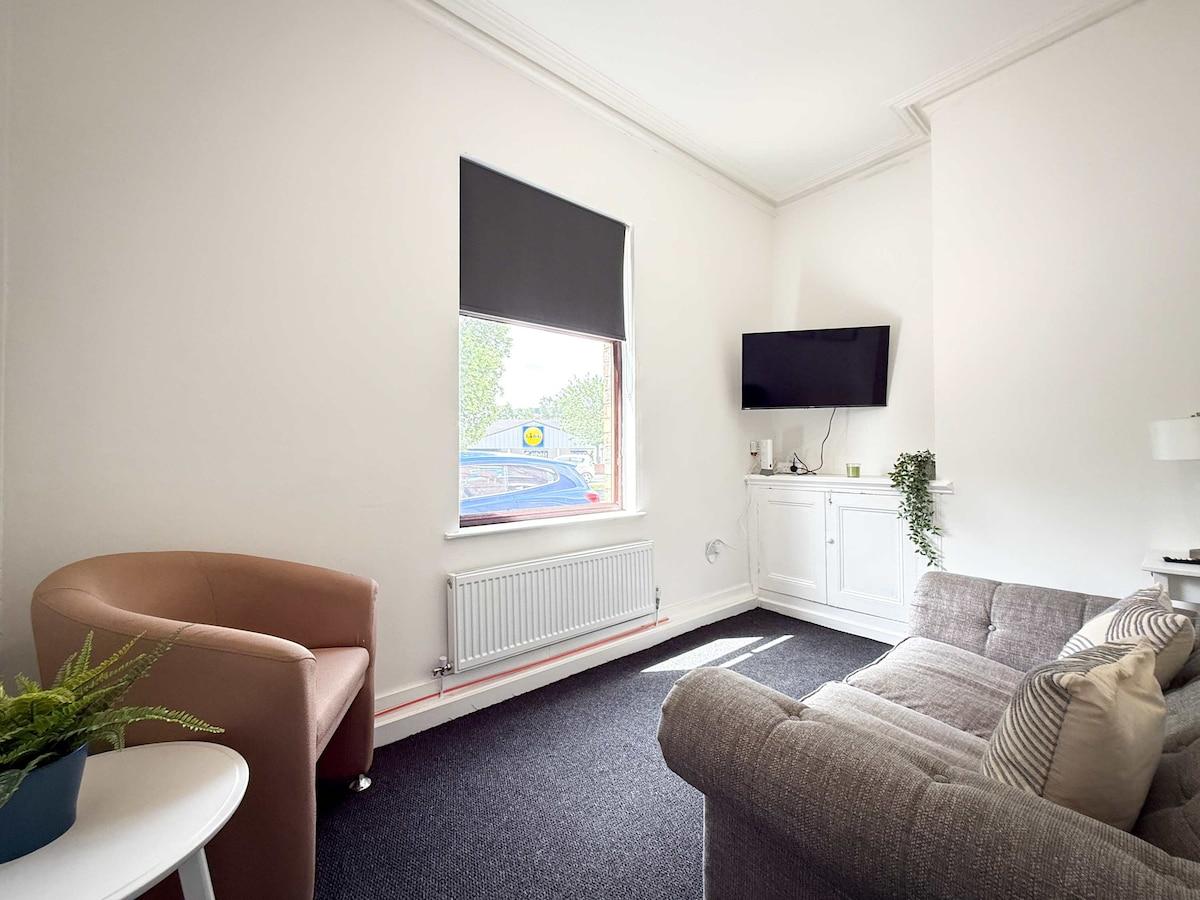Comfortable Single Room in Wigan House Share