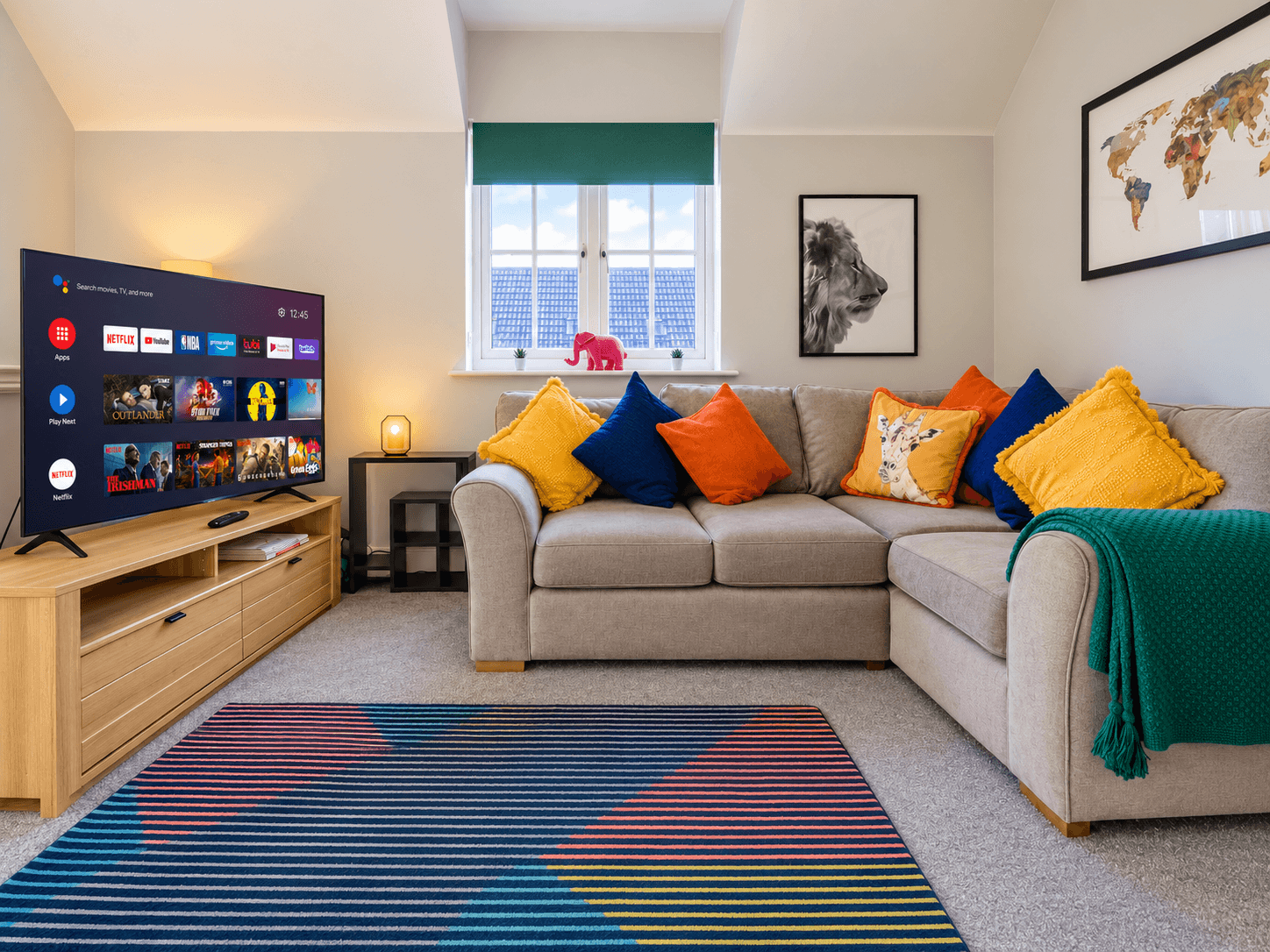 Bright 2-Bed Apartment | Parking, Wi-Fi, Garden