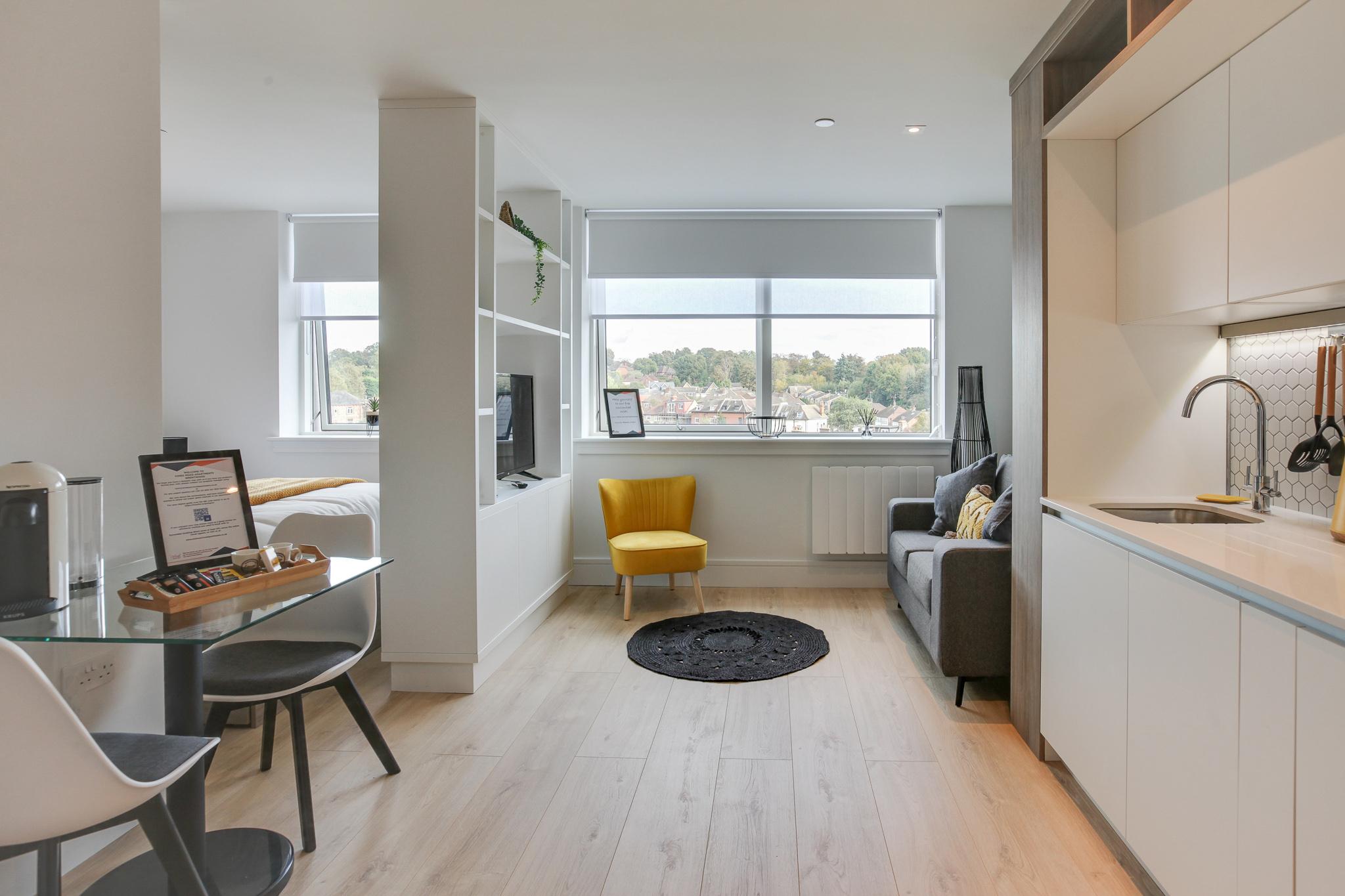 Kings Road Apartments1