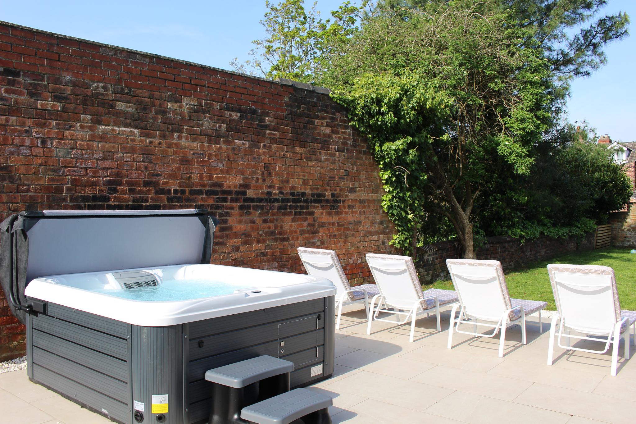 Luxury home in the heart of Lincoln1