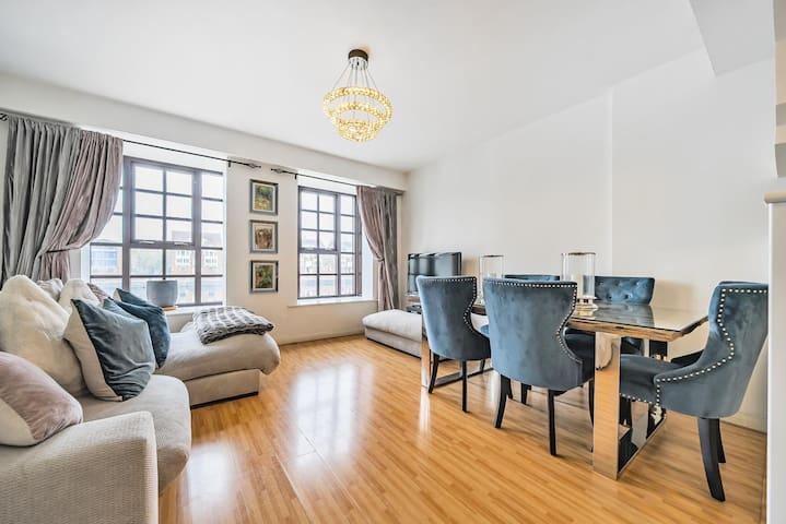 Modern 3 bedroom, 3 bathroom, Parking, River view5