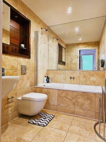 Prince Apartments - Waterfront5