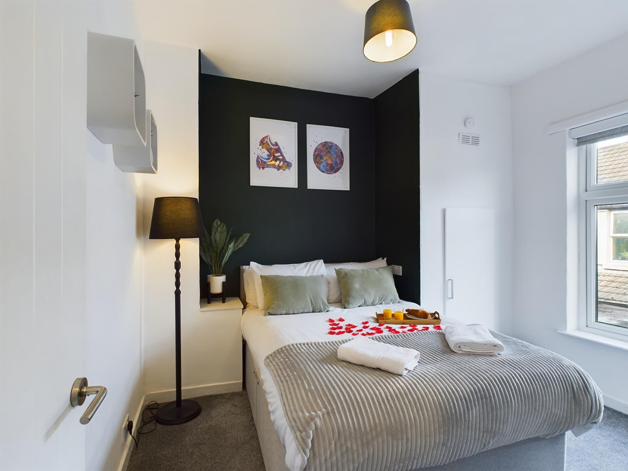 Cosy 2-Bed | FREE Parking | Anfield & Goodison4
