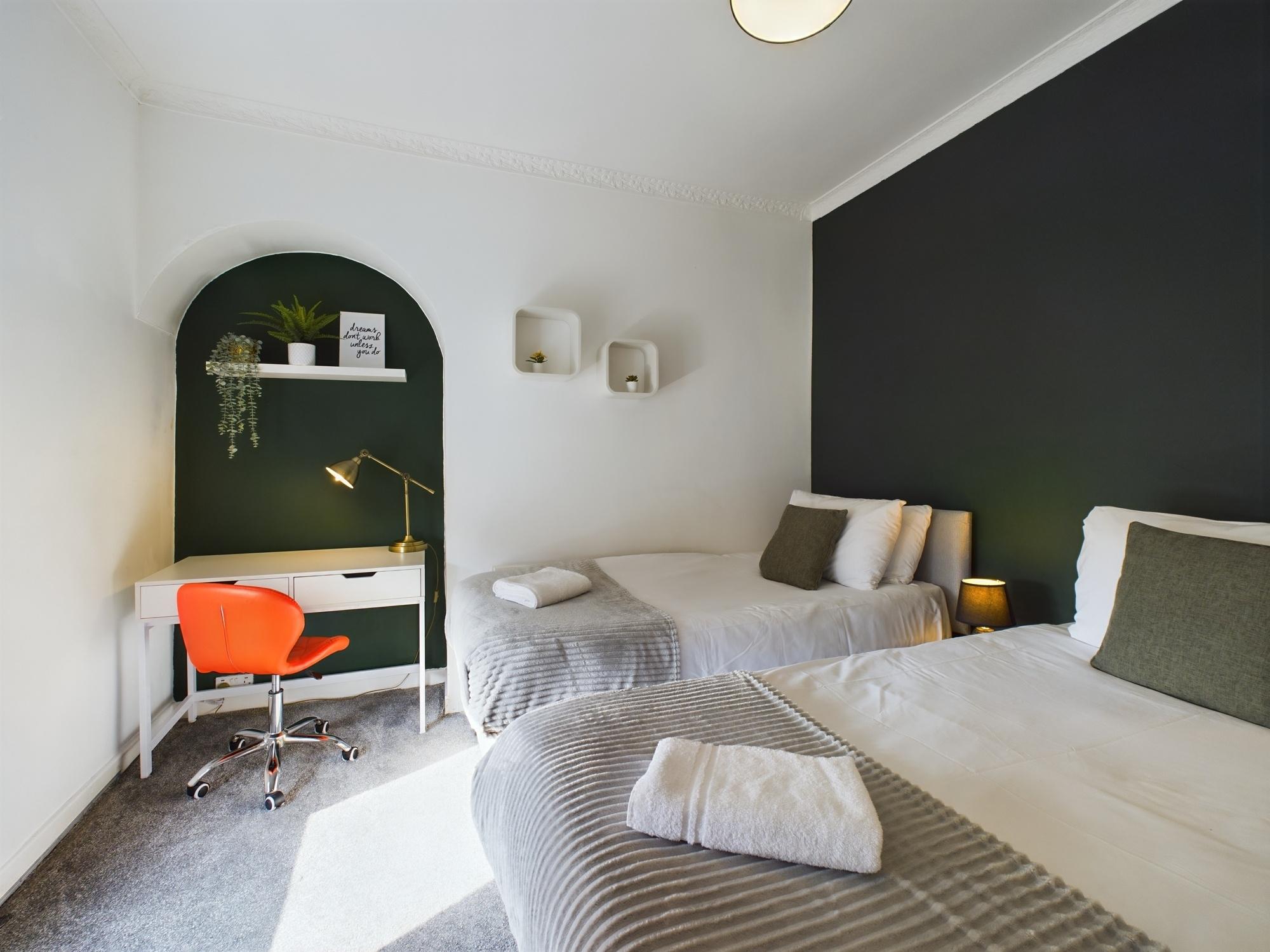 Cosy 2-Bed | FREE Parking | Anfield & Goodison3