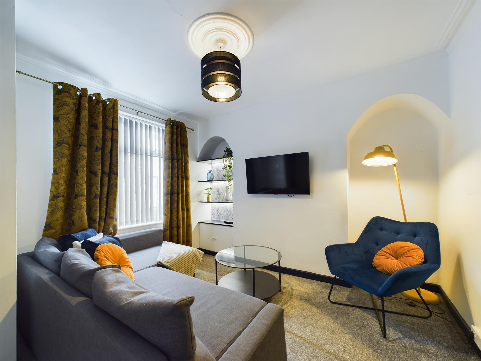 Cosy 2-Bed | FREE Parking | Anfield & Goodison2