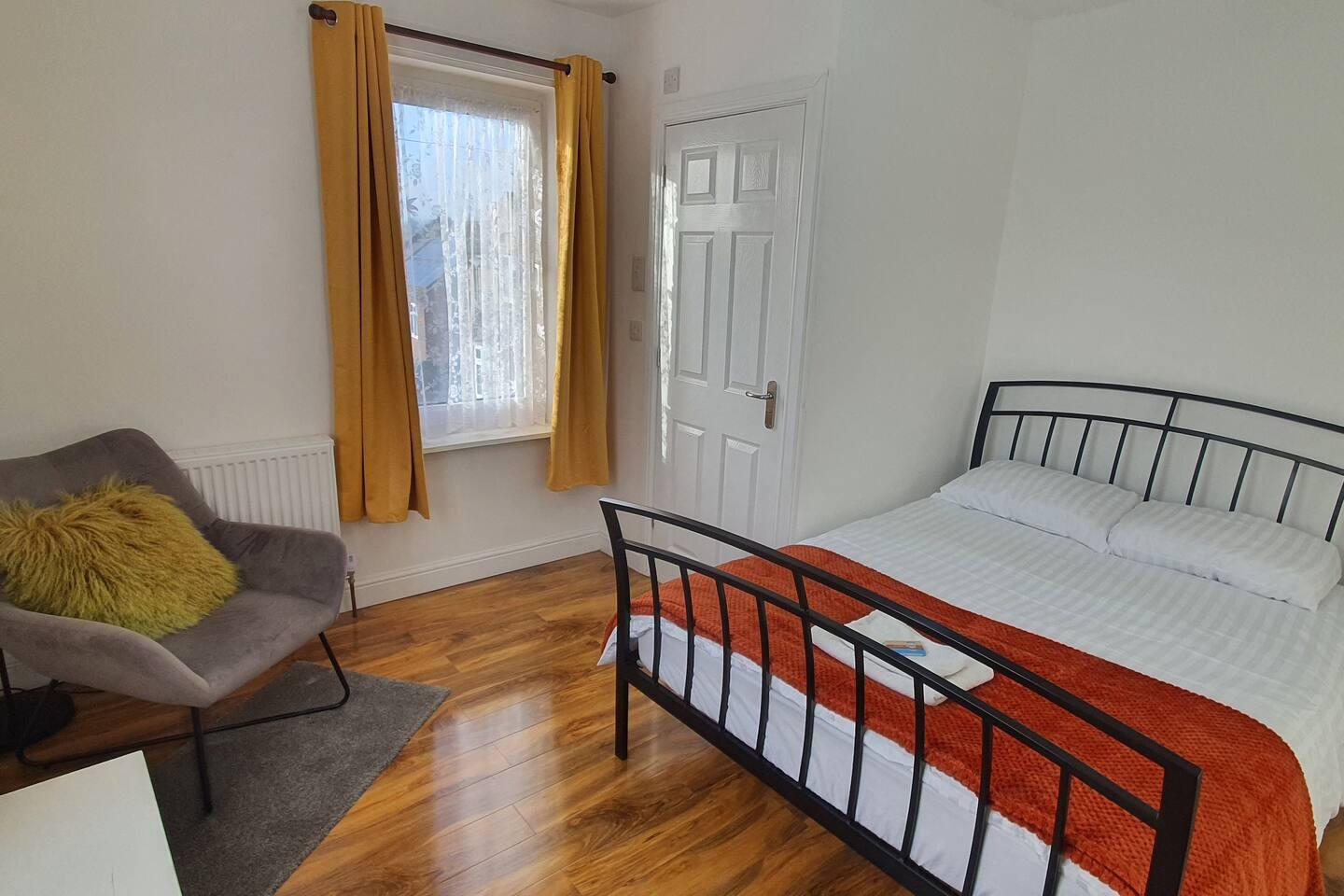 4BR, Ensuite, Netflix, Travel, Contractors, Family1