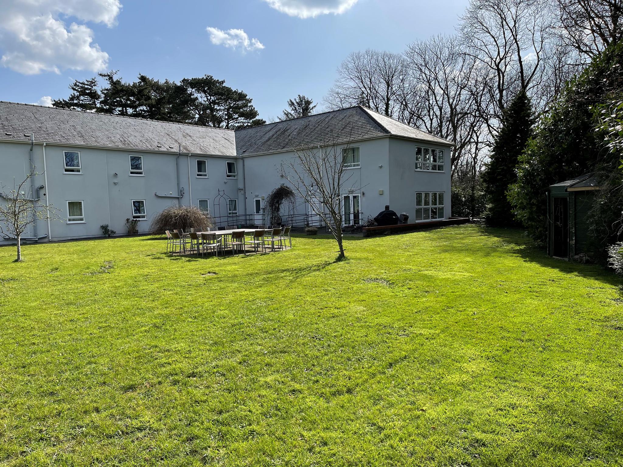 The Cadwaladr Direct. Caernarfon1