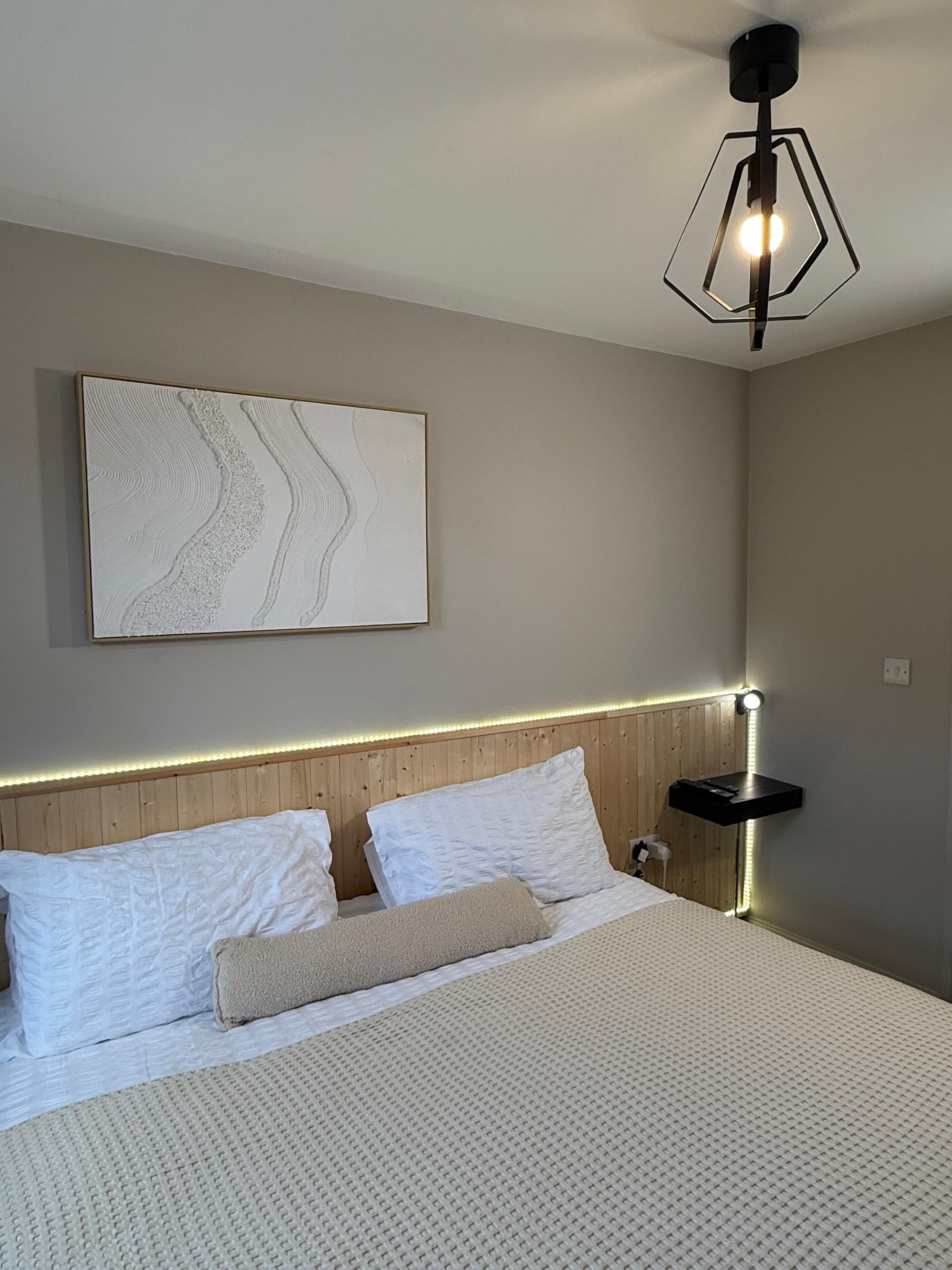 Your Totterdown Stylish Retreat2
