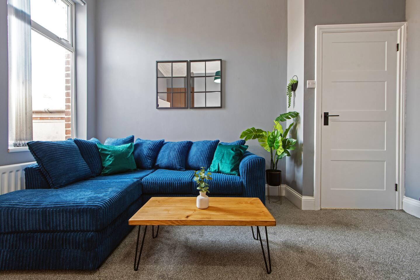 3Bed Sleeps 6 - Nr Hospital Parking & WiFi1