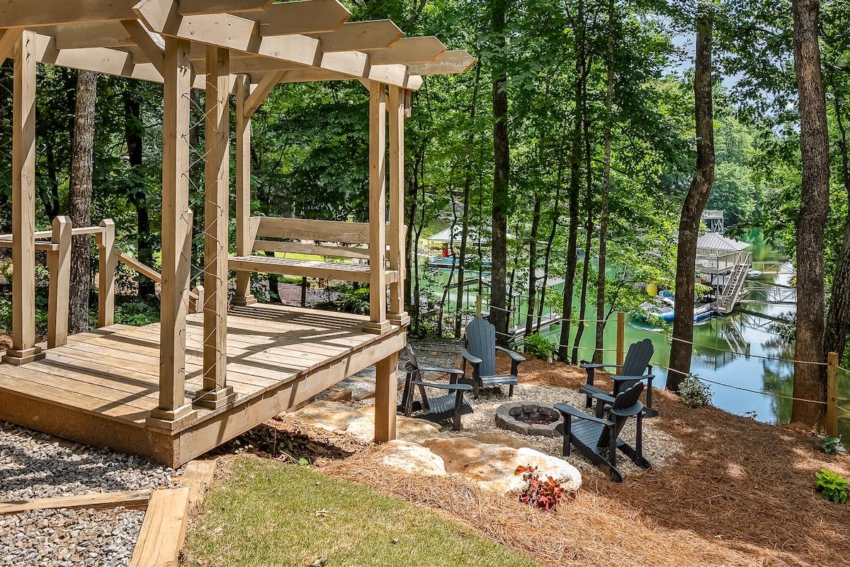 Lake Front, Private Dock, Pet Friendly!1