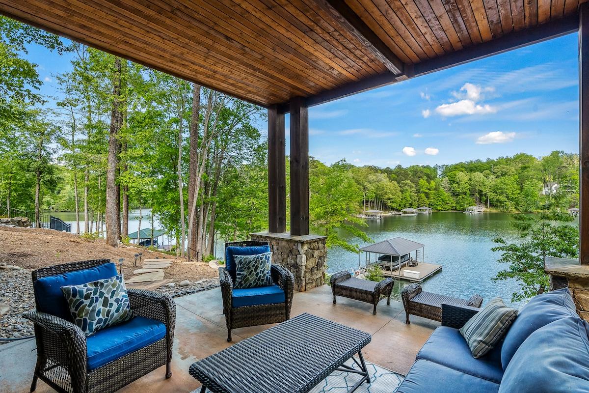 Hideaway Cove on Lake Keowee1