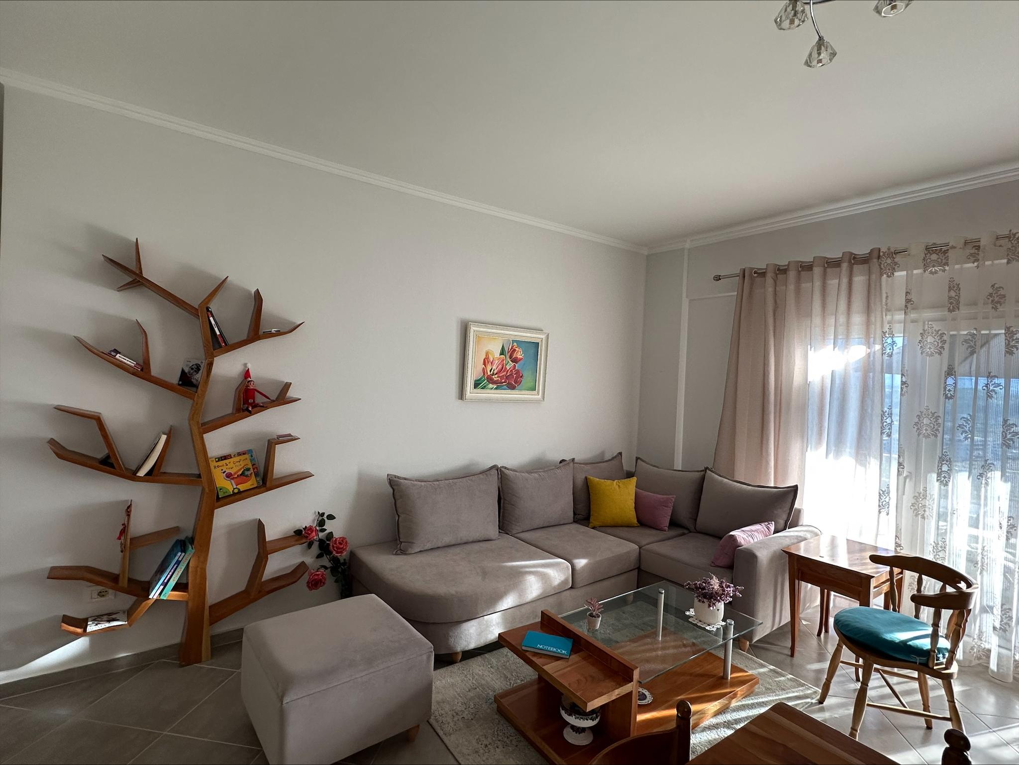 Olive Hill Apartment1