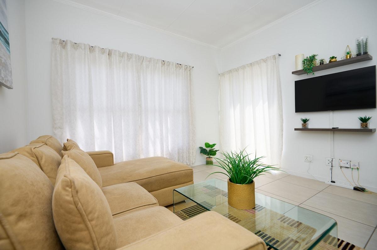 Sam's Apartments & Services-GR6 Stylish 1 Bedroom1