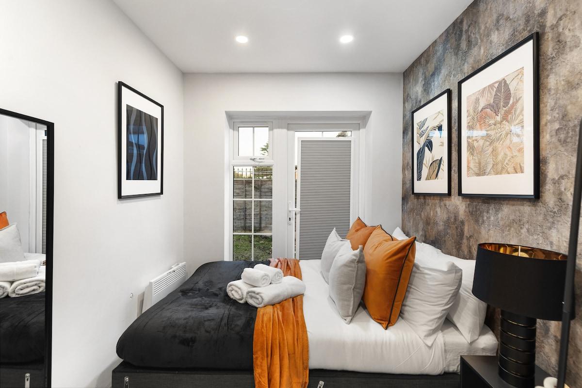 Stylish Studio+Parking Fast access Central London2