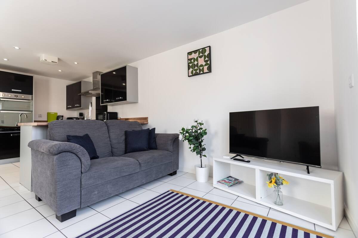 4 Bedroom Townhouse - Sleeps up to 7 Contractors2