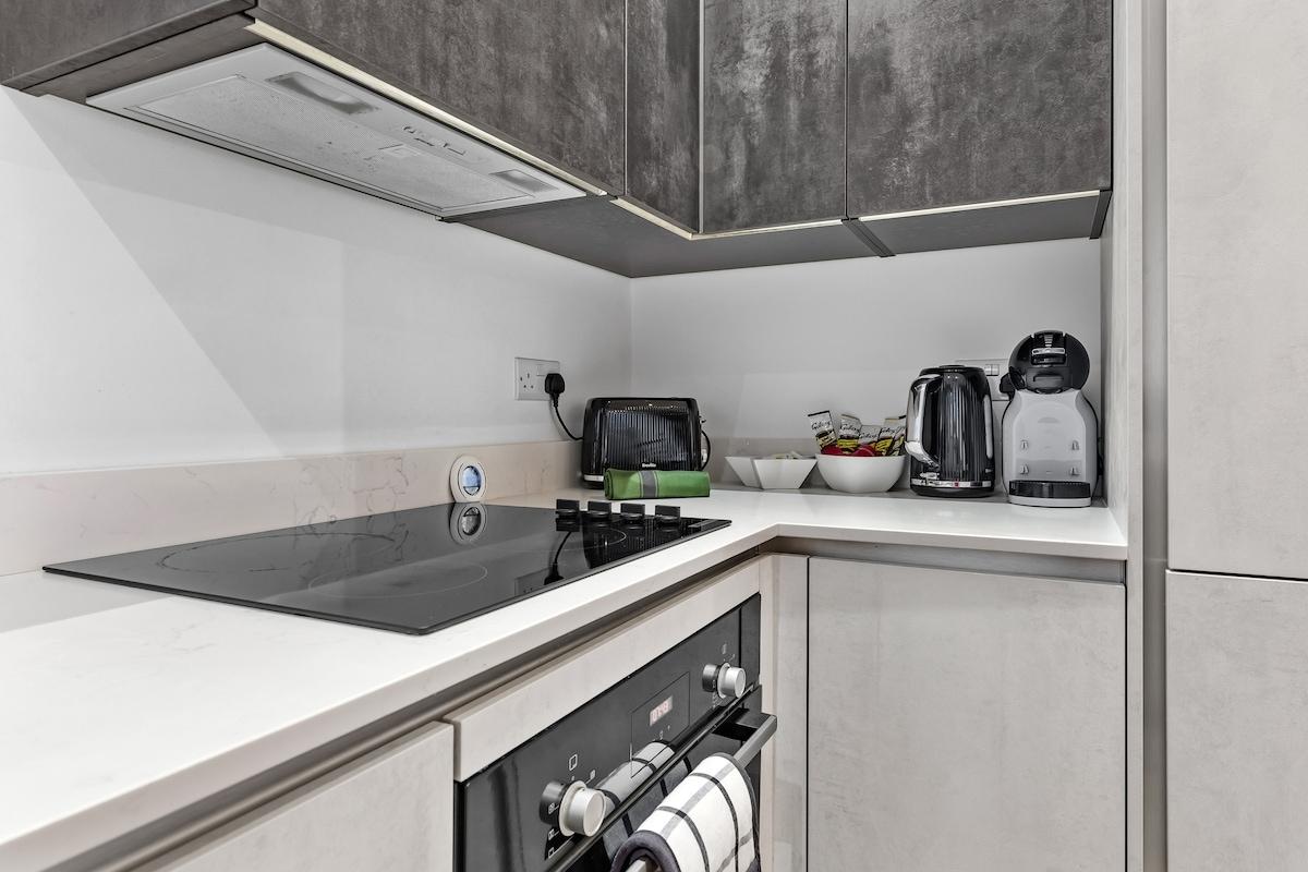 Central Hendon - 1 Min to Train - Free Parking6
