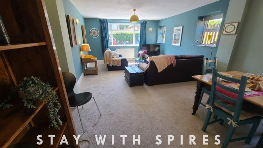 The Lodge 3 Ensuite Bedrooms near Cannock Chase6