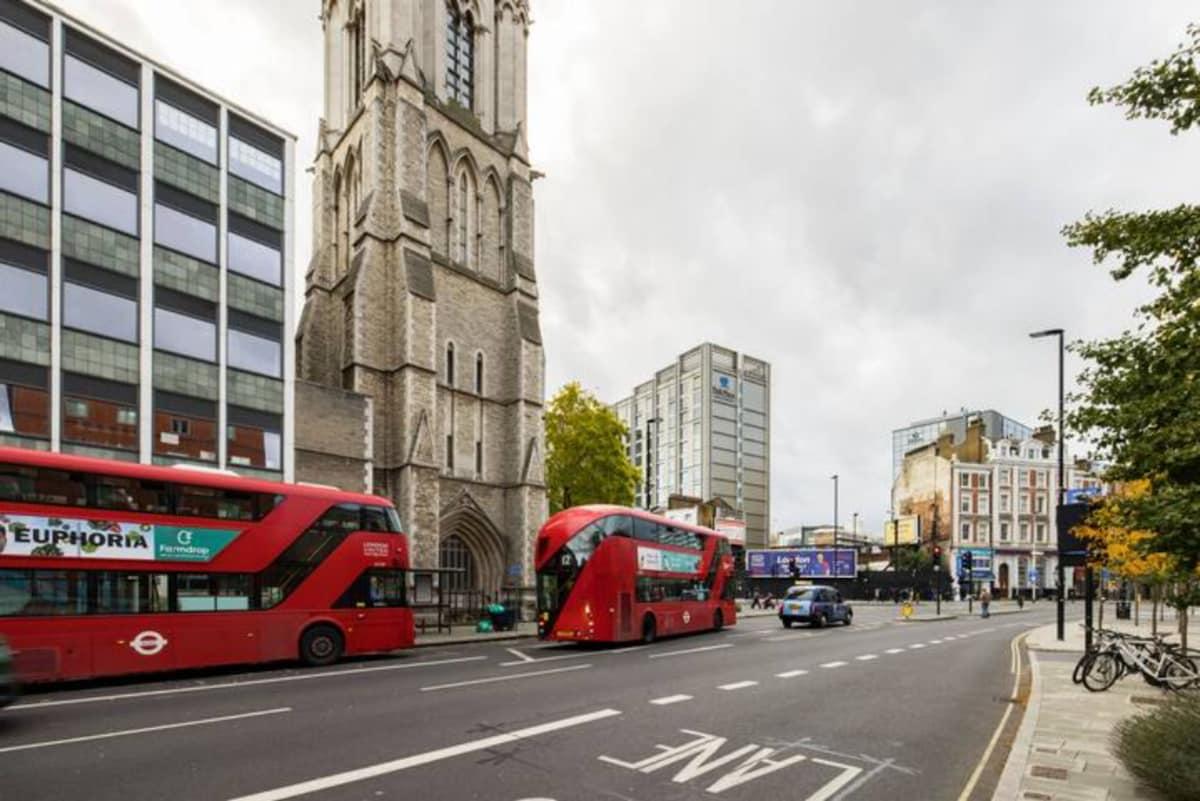 Spacious 1BR Flat •Sleeps 4 • Lift• London Eye Apt4