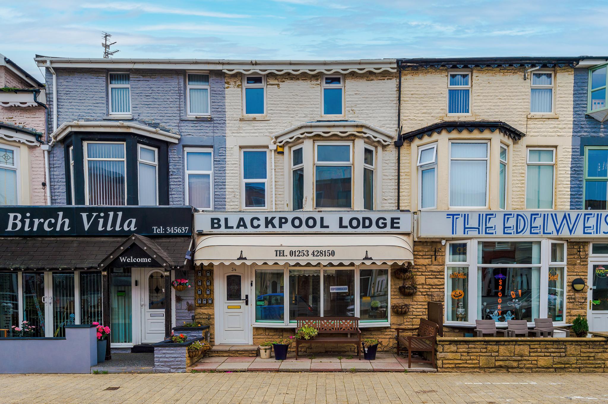 Blackpool Lodge - Stylish Hotel Close to Beach1