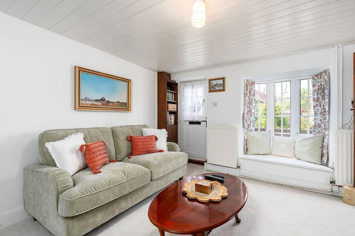 Cosy 1 Bed Cottage Retreat in Charming Elloughton1