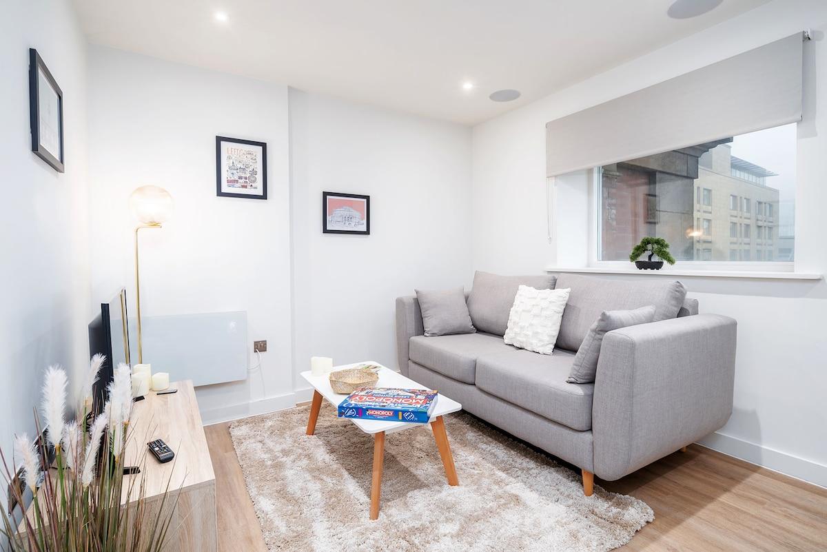 City Escape: Chic 1 Bed Apt in Central Leeds1