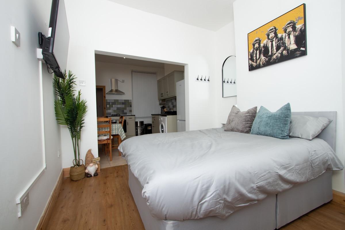 Cosy Studio Near Goodison & Anfield, Liverpool1