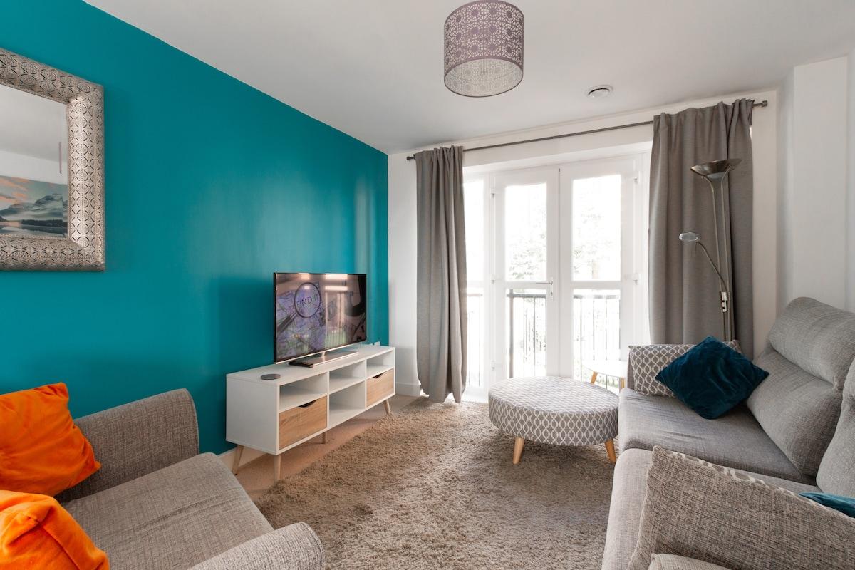 Homely 4BD Townhouse - Next to Hanley Park1