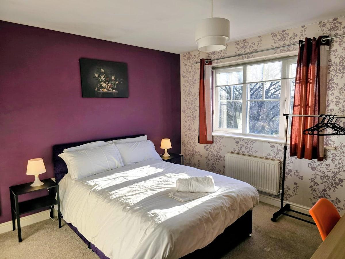 Spacious Home in Walsall with Parking & Garden1