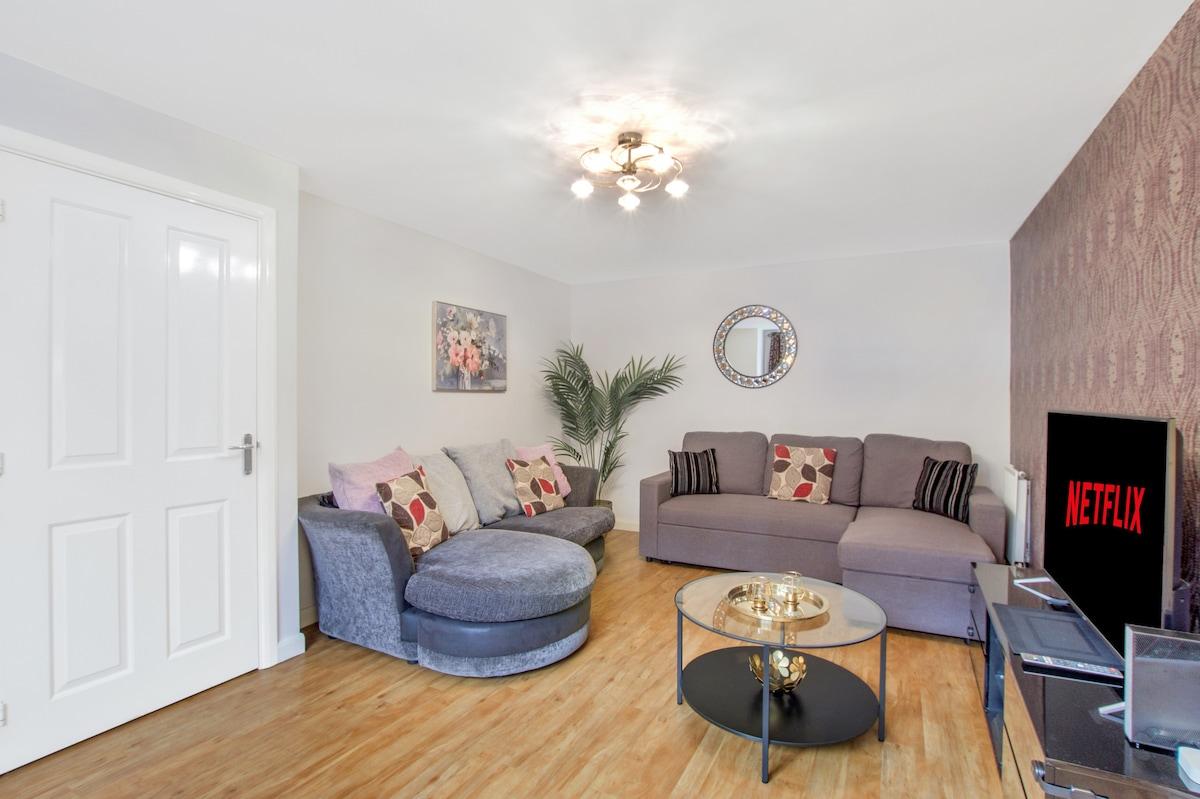 Weekends in Bedford 15% OFF | 4 BR | 3.5 Bath3
