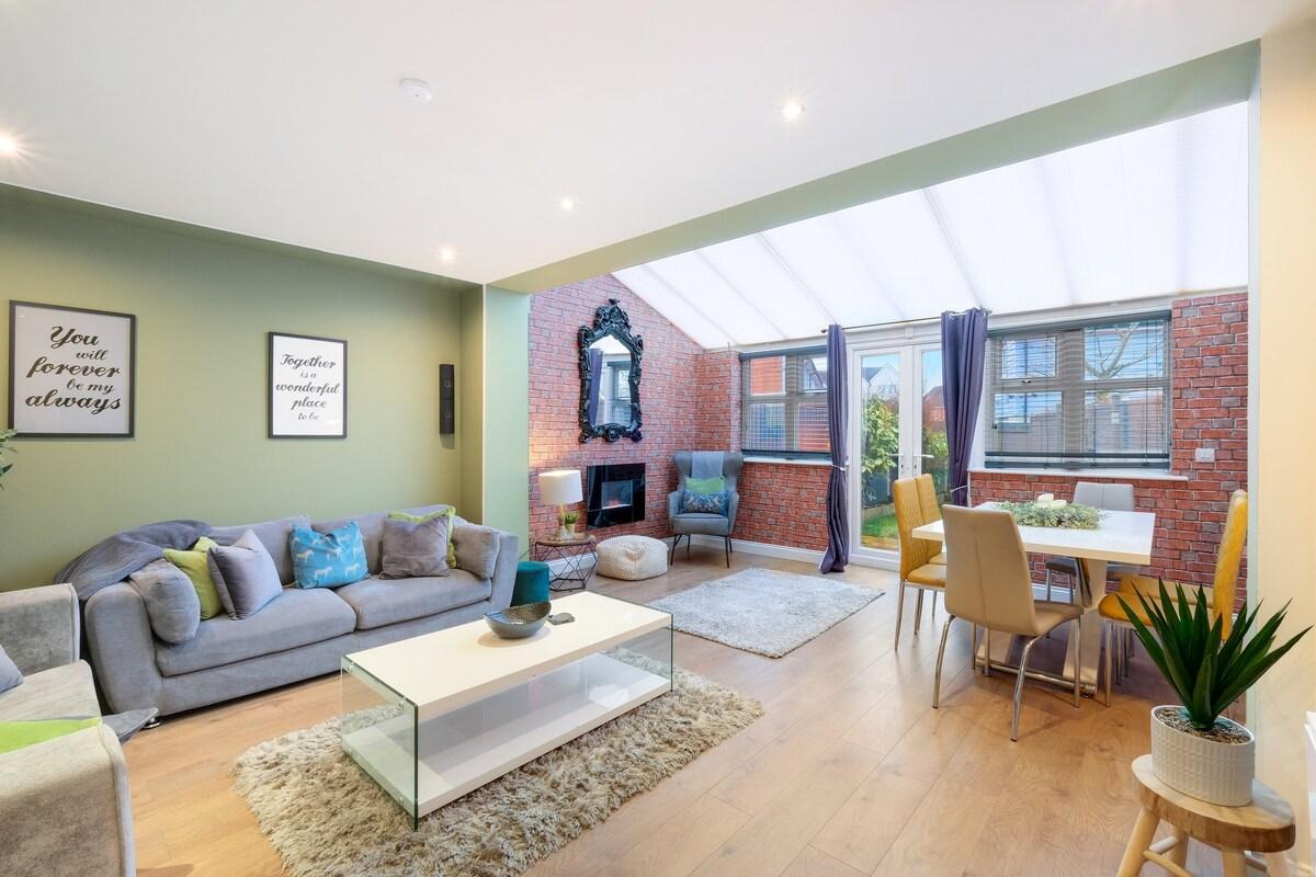 Bright & Spacious 3 Bed 2 Bath Home in Graylands1