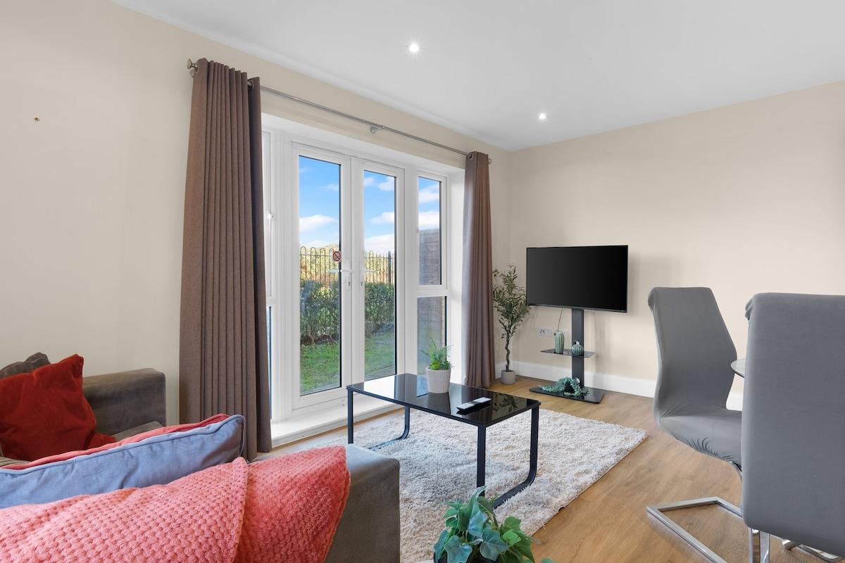 Heathrow Living Apartments by 360 Stays - Apt 011