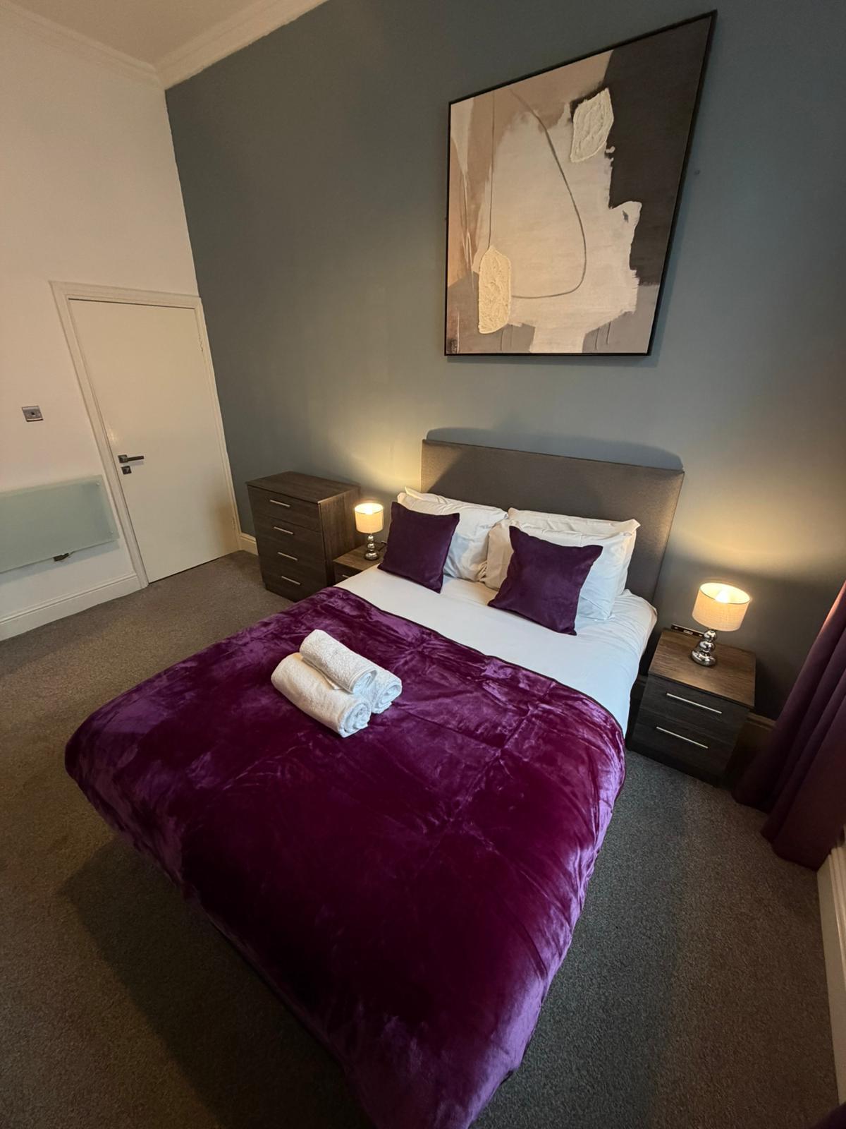 Spacious 4BR City Apartment | Terrace + Sleeps 101