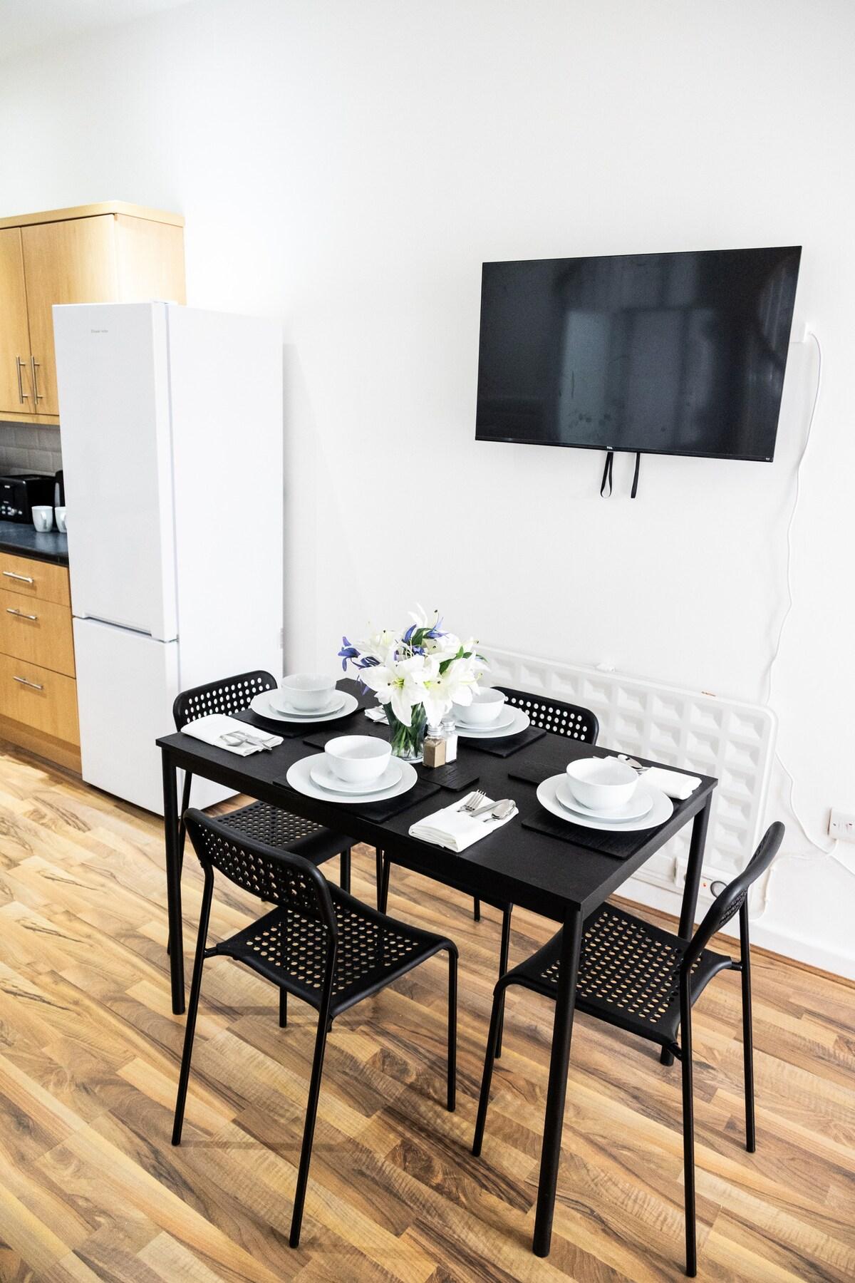 Charming 3 bedroom house in Anfield 2F2