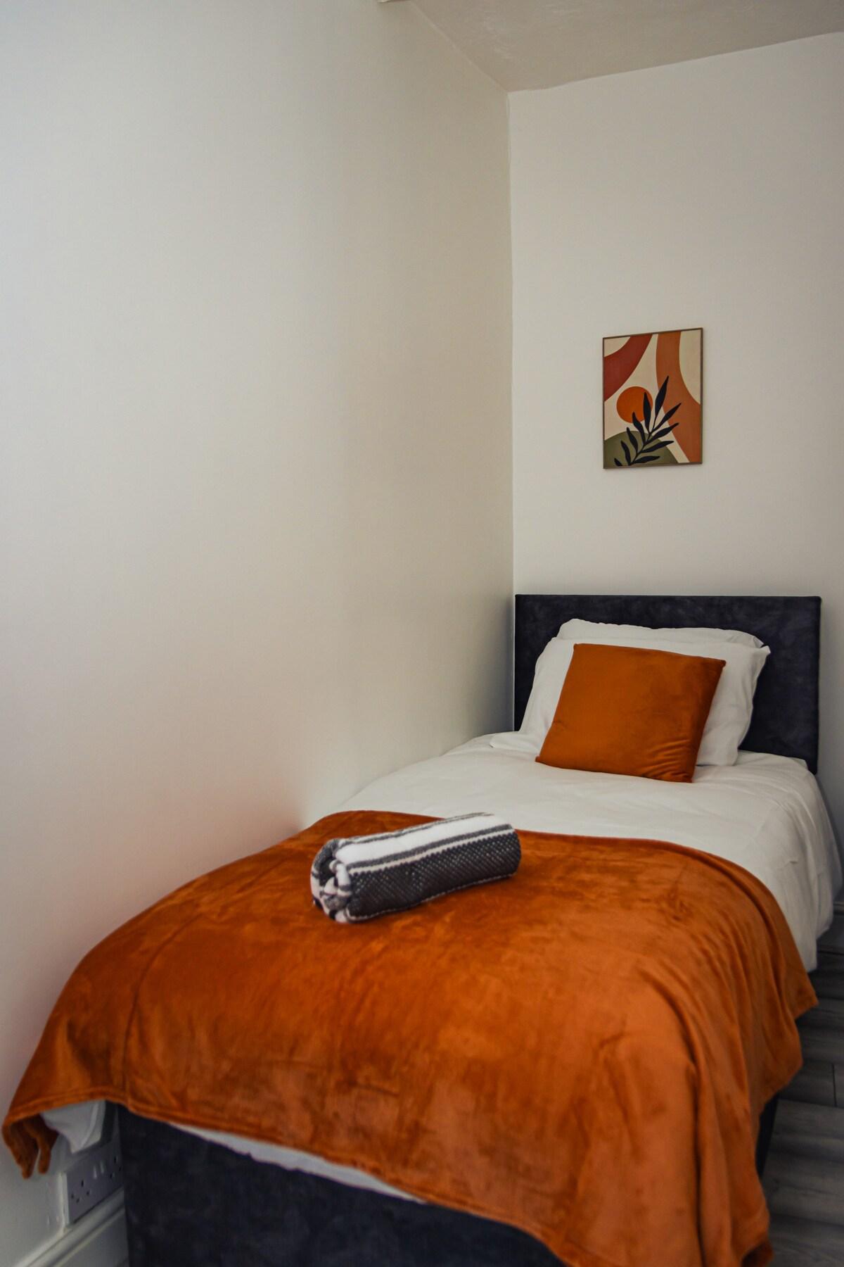 The Lawson Suite6