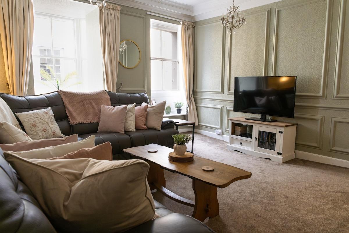 Castlegate House | Period Charm Elevated Comfort