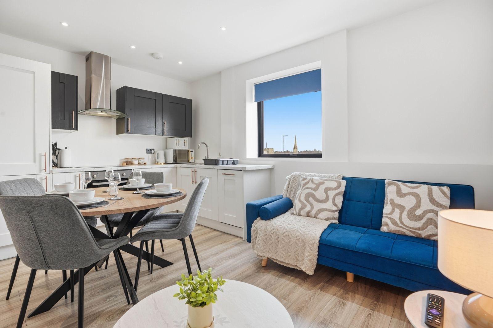Vantage House 304