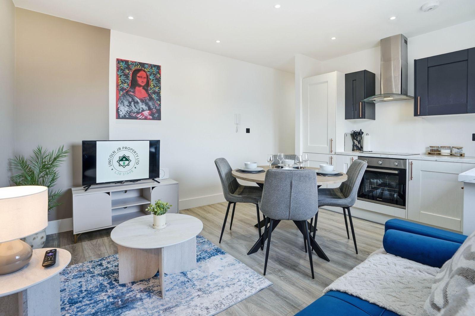 Vantage House 30