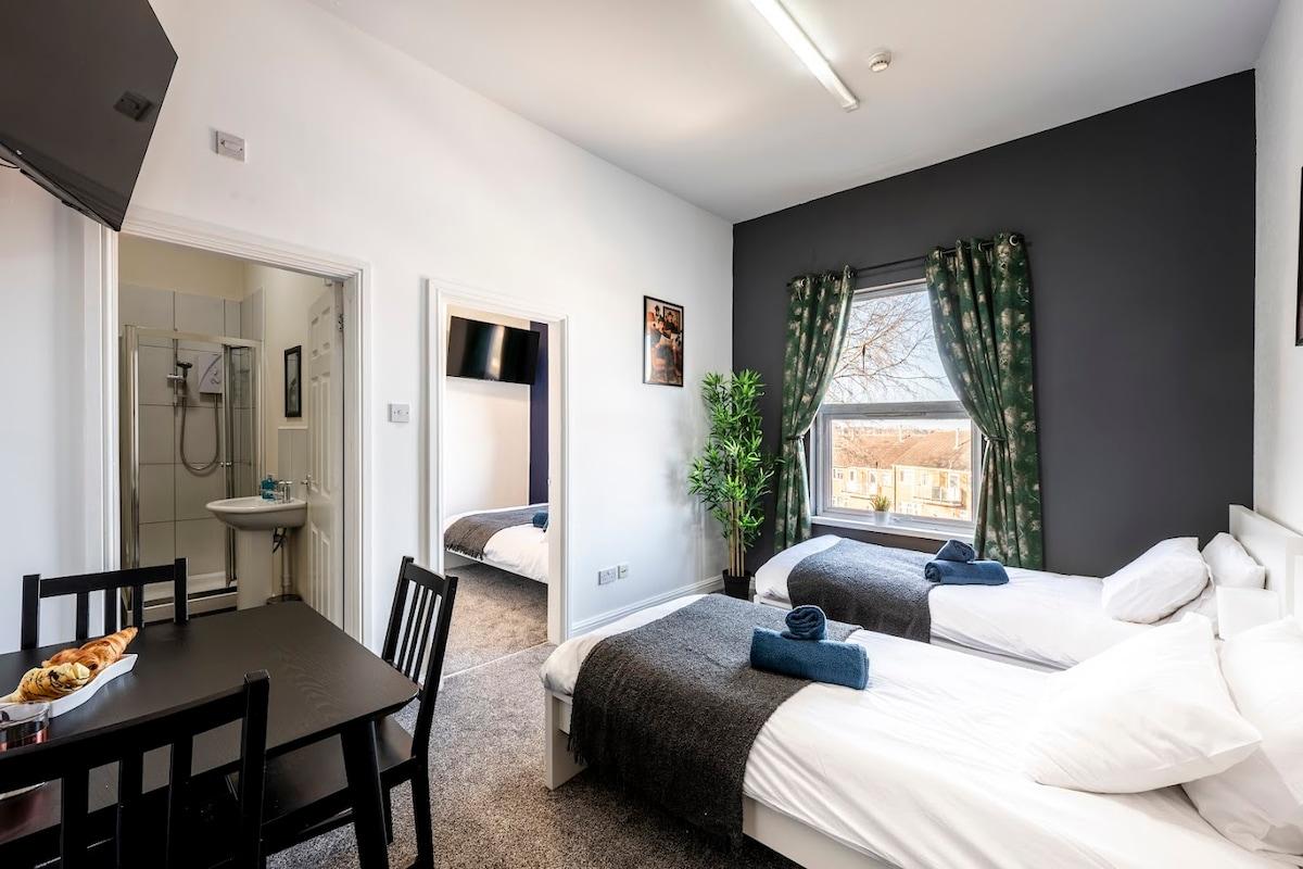 Bright Upper-Floor Suite | Sleeps 4 | Room Only1