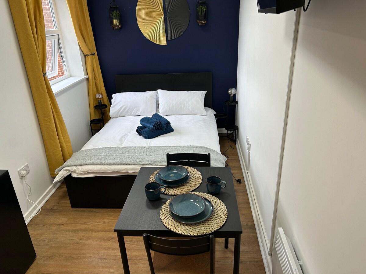 Stylish Studio Near City · Self Check-in1