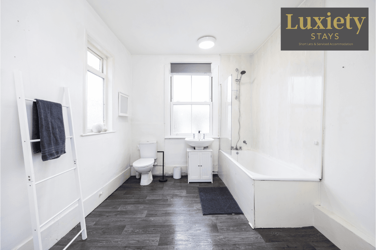 Modern 3BR Home By Luxiety Stays w/ Long stay Disc6