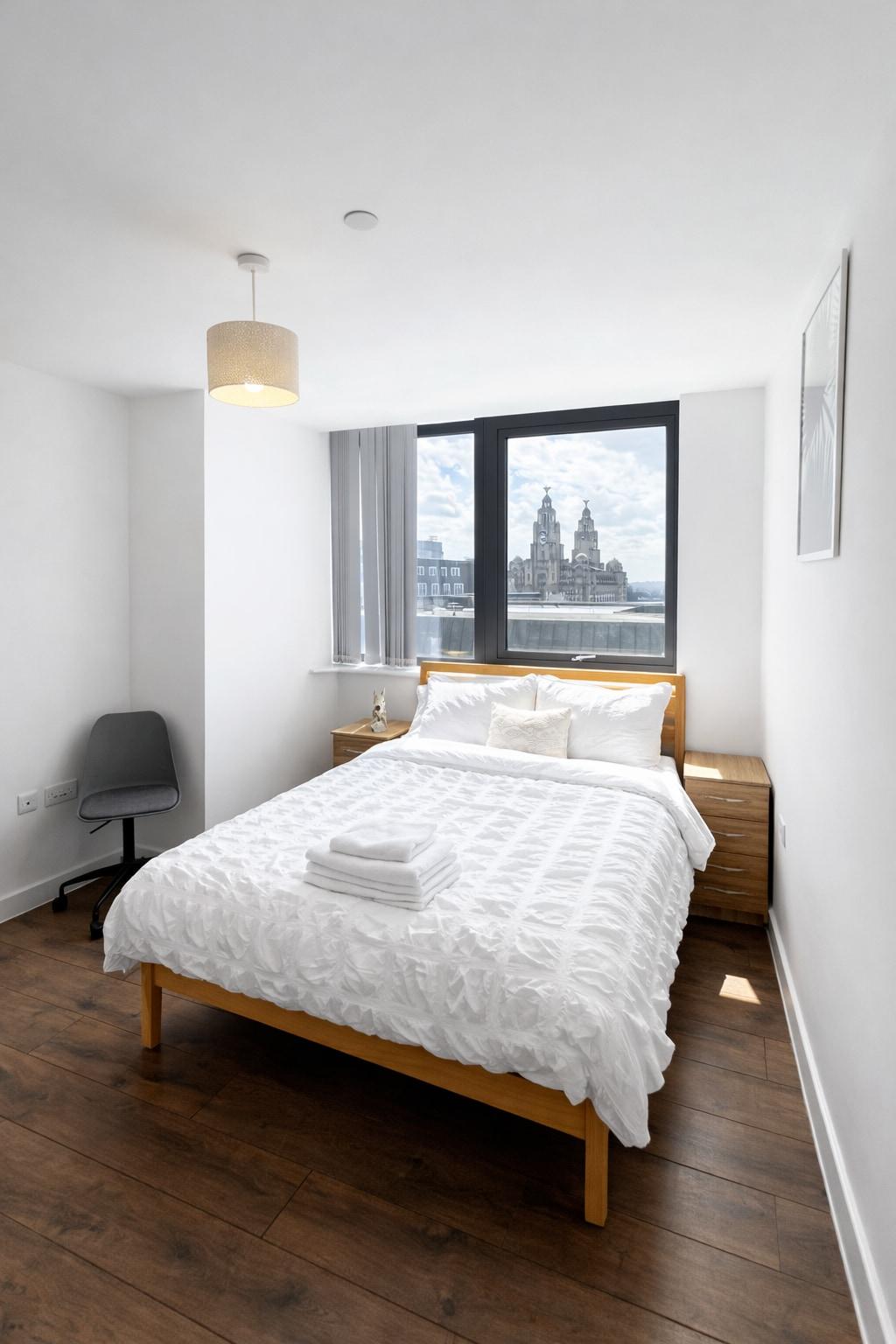 Liverpool | Lift Access | 9th Floor | Central4