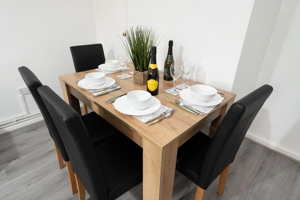 Wansted | Free Parking | New Listing discounts3