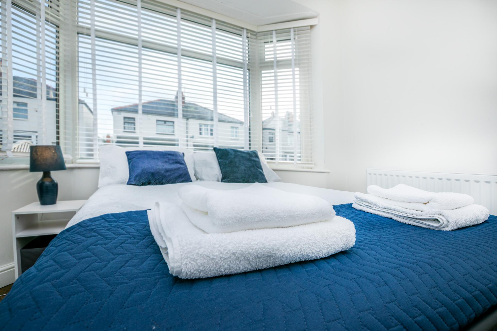 Sapphire House - Fantastic 6 Beds - Free Parking6