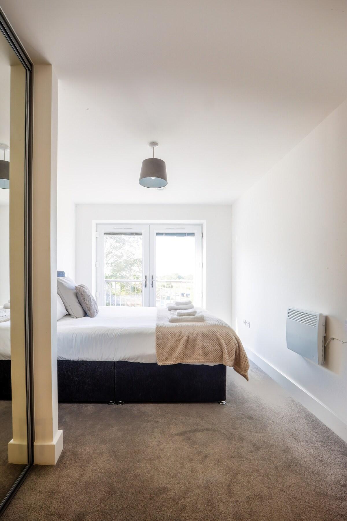 Spacious, modern apartment near Bicester Village1