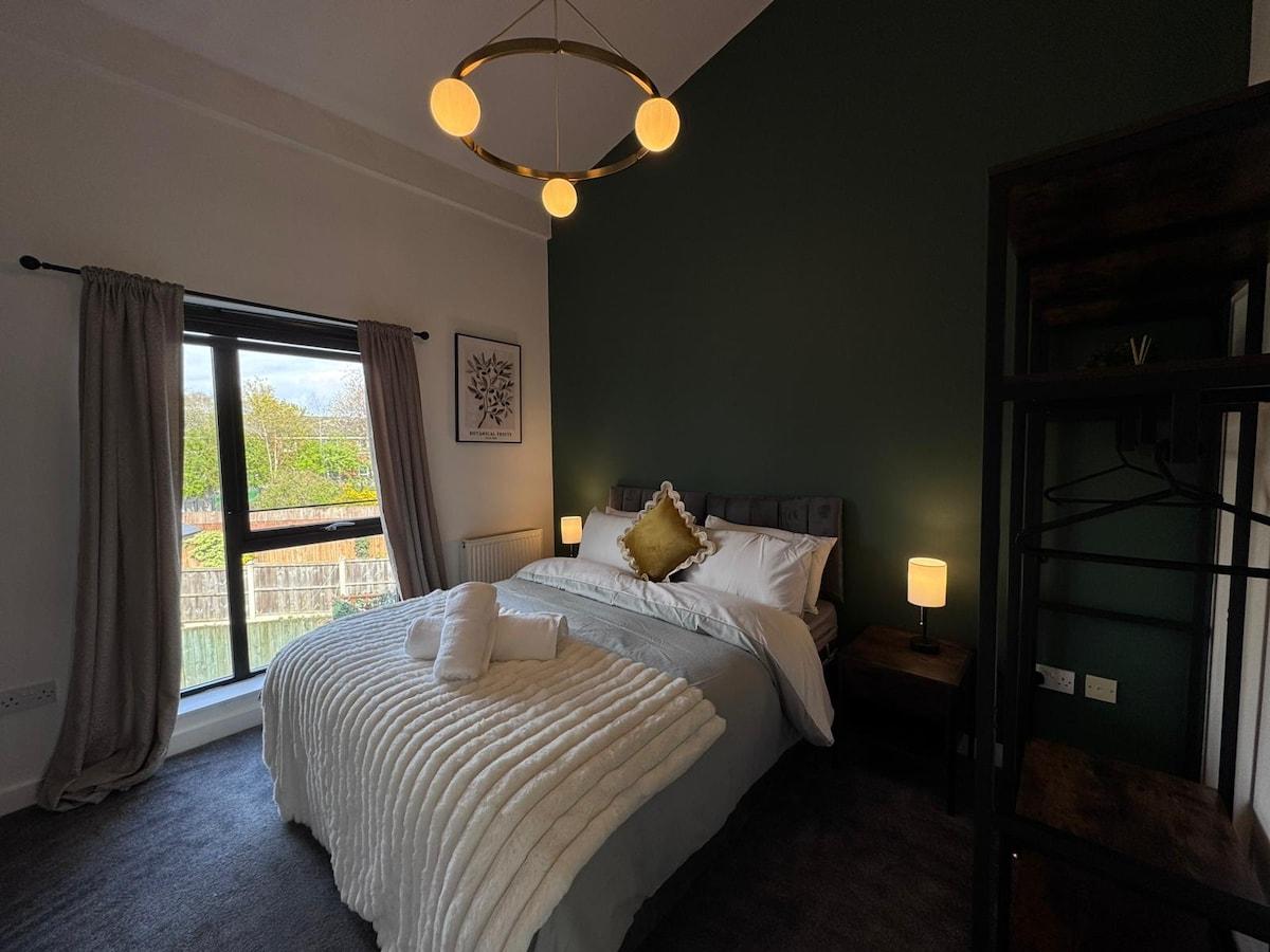 Winsick Residences Salford 3 bed up to 7 guests1