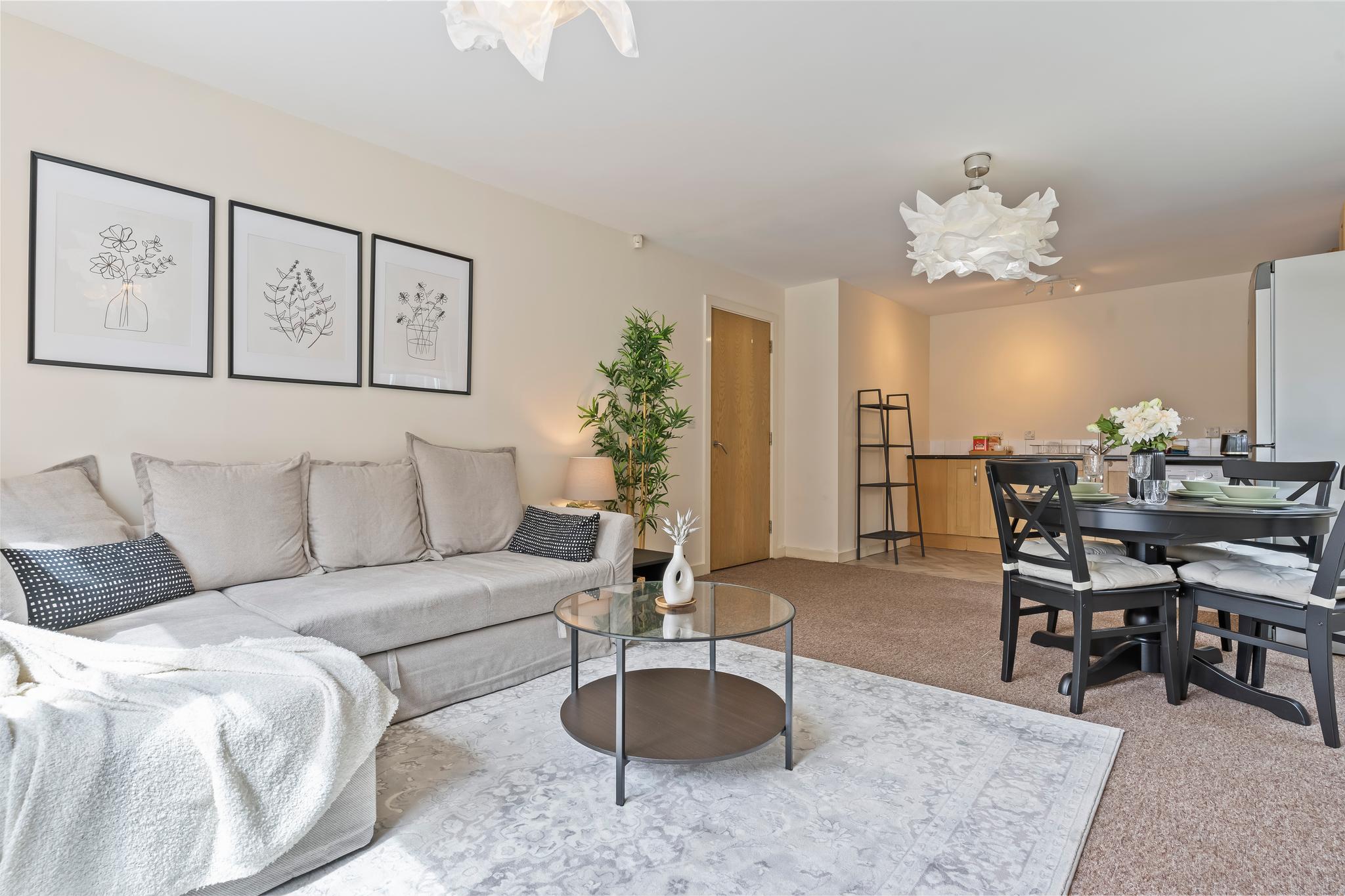 Relocation | Coventry | Early Booking Discount3