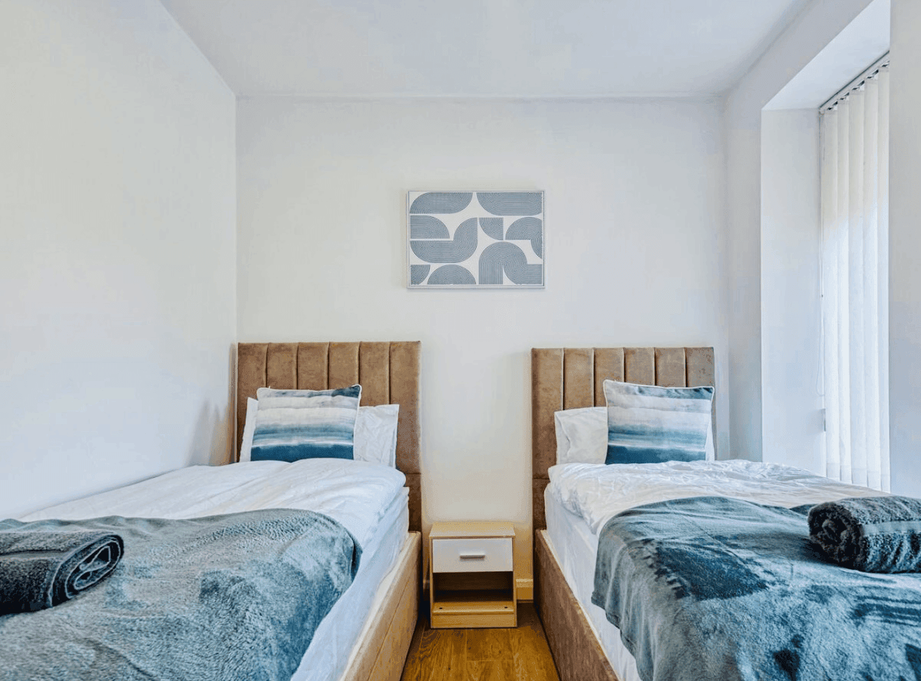 Manchester| 2 BDR | Professionals | Save Up to 40%6