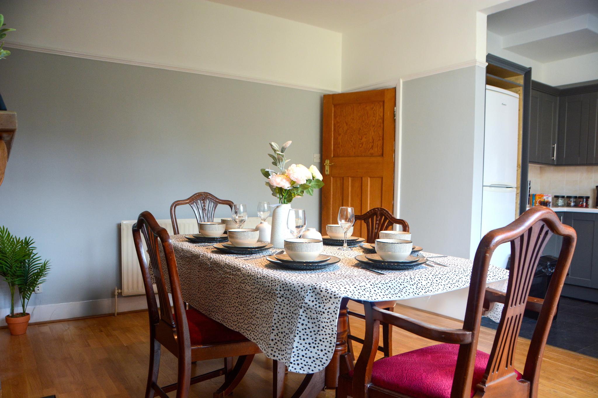 Palmers Green | 3BDR | Entire House | Relocation5