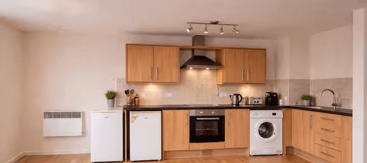 2 Bed Webster Road Park Apart with Free Parking6