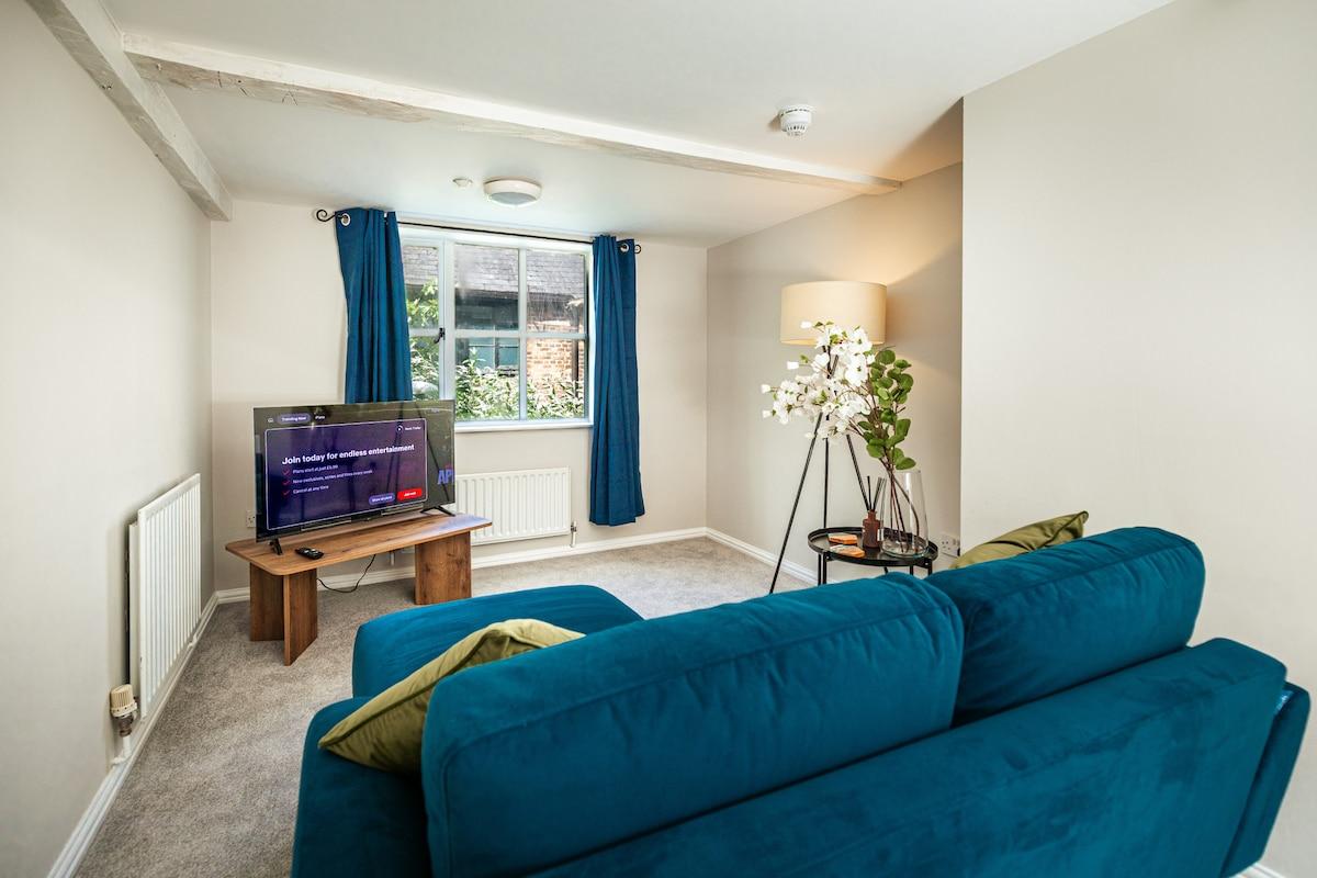 Central Chester Recently Renovated 1BR Flat3